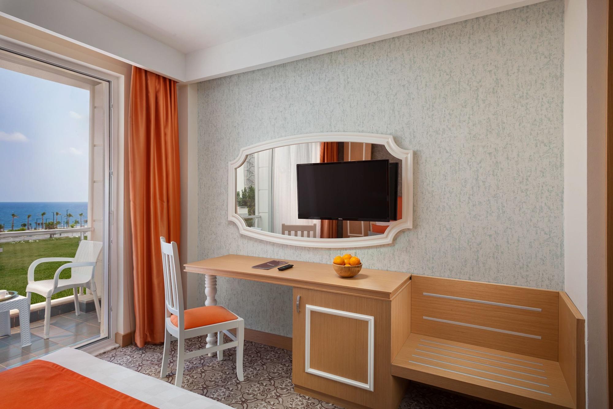 โกลเดน ออเรนจ์ โฮเต็ล Hotel อันตัลยา ภายนอก รูปภาพ